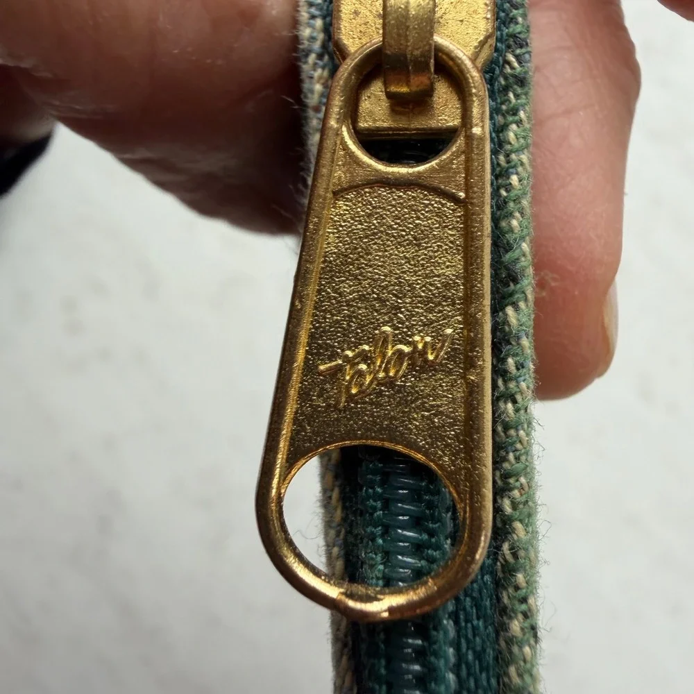 VTG Tolon Women's Golf Pouch Small Green Victorian Sports Talon Zip Ladie's Golf
